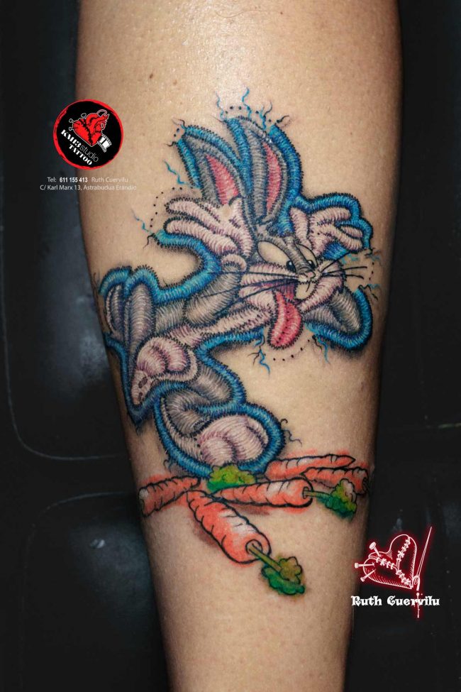 Tatuaje Bugs Bunny Parche Bordado - Ruth Cuervilu Tattoo - KM13 Studio - estudio de tatuajes erandio astrabudua bilbao bizkaia