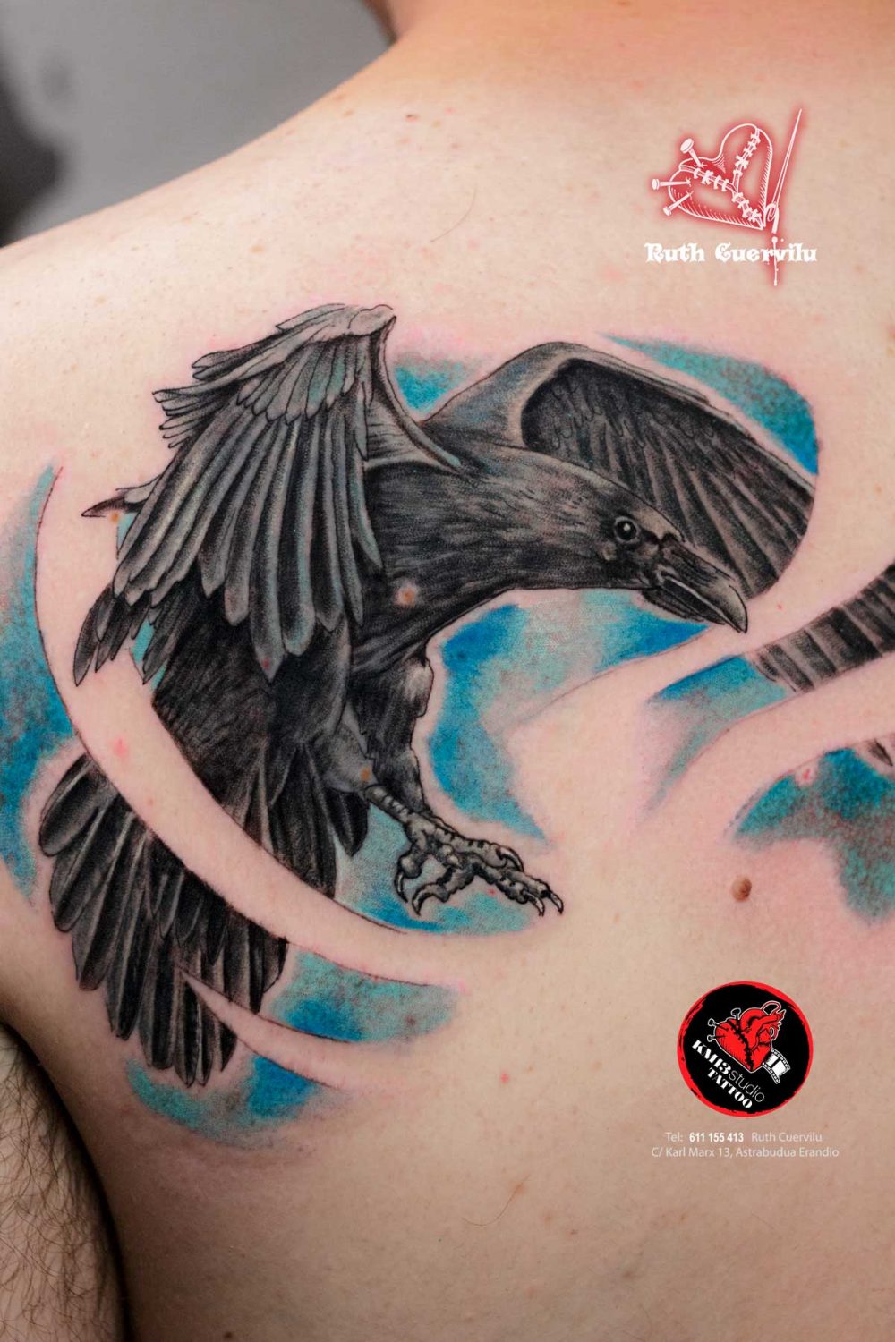 Tatuaje Cuervo realismo - Ruth Cuervilu Tattoo - KM13 Studio - estudio de tatuajes erandio astrabudua bilbao bizkaia